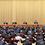 生长社区支持的居家养老，，扩大普惠养老服务